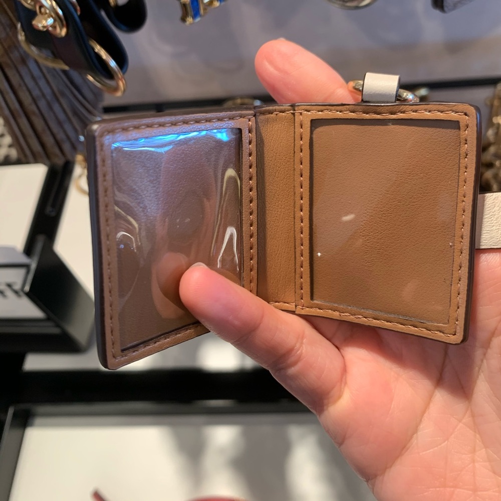 Coach Key Chain - Picture 2 of 4